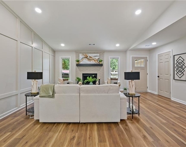 4246 Nora Lane - Photo Thumbnail 14