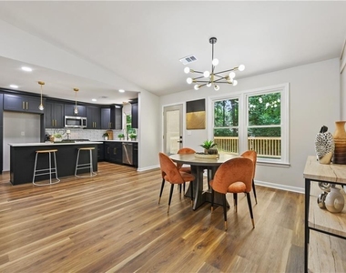 4246 Nora Lane - Photo Thumbnail 6