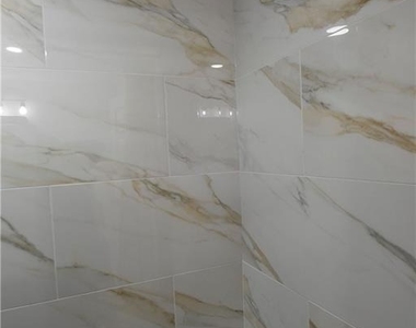 1805 Kingsbridge Court - Photo Thumbnail 52