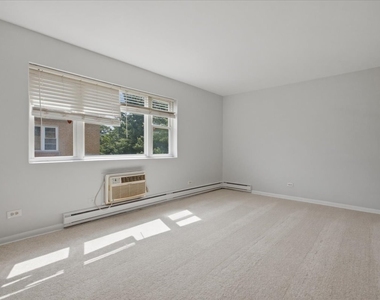 6212 W 64th Place - Photo Thumbnail 3