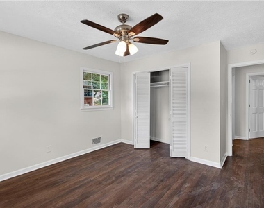 2164 Riverbrook Road - Photo Thumbnail 15