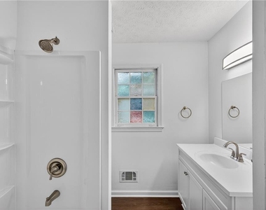 2164 Riverbrook Road - Photo Thumbnail 16