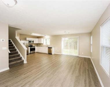 3530 Sable Glen Lane - Photo Thumbnail 5