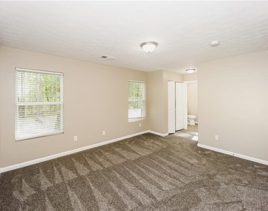 3530 Sable Glen Lane - Photo Thumbnail 9