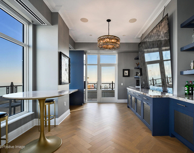 451 E Grand Avenue - Photo Thumbnail 5