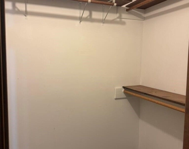 5126 Dekalb Way - Photo Thumbnail 9