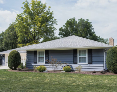 2221 Gettysburg Drive - Photo Thumbnail 12
