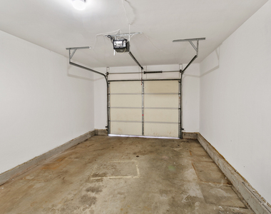 1320 E Arnold Street - Photo Thumbnail 15