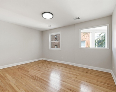5510 S Cornell Avenue - Photo Thumbnail 11