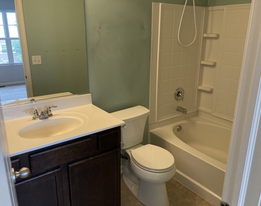 14525 Samuel Adams Drive - Photo Thumbnail 10