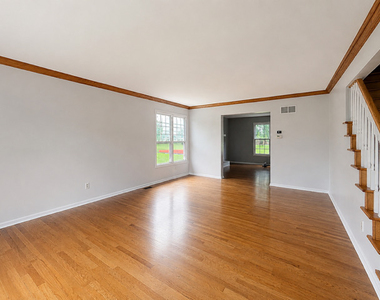 6582 Tealwood Drive - Photo Thumbnail 6
