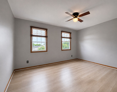 6582 Tealwood Drive - Photo Thumbnail 18