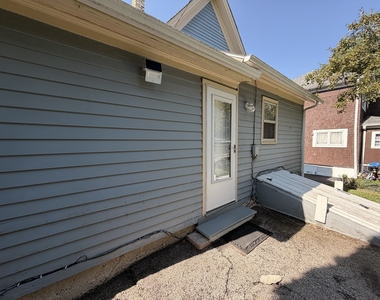 370 Bent Street - Photo Thumbnail 3