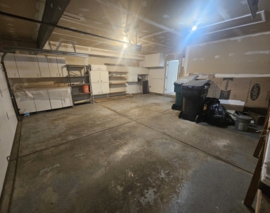 10 King Drive - Photo Thumbnail 33
