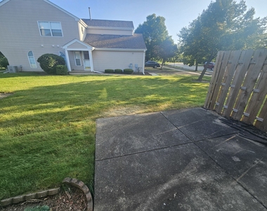 10 King Drive - Photo Thumbnail 31