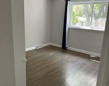 867 Auburn Court - Photo Thumbnail 41