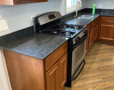 867 Auburn Court - Photo Thumbnail 32