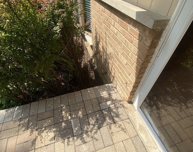 867 Auburn Court - Photo Thumbnail 23