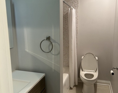 867 Auburn Court - Photo Thumbnail 17