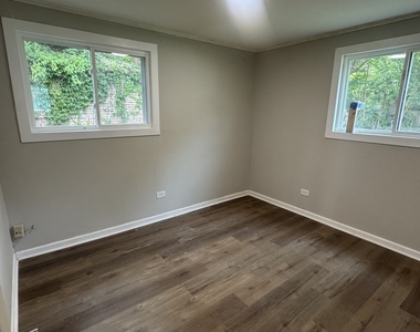 14428 University Avenue - Photo Thumbnail 7