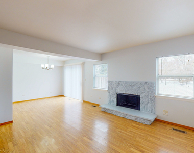 468 Minnesota Circle - Photo Thumbnail 7