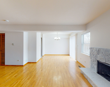 468 Minnesota Circle - Photo Thumbnail 8