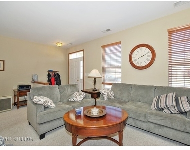 2275 Federal Drive - Photo Thumbnail 2