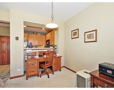 2275 Federal Drive - Photo Thumbnail 4
