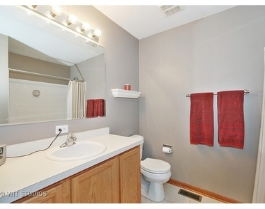 2275 Federal Drive - Photo Thumbnail 6