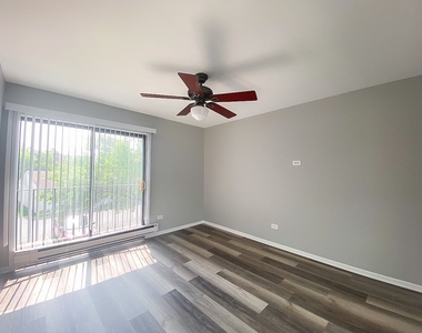 182 S Waters Edge Drive - Photo Thumbnail 7