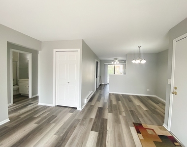 182 S Waters Edge Drive - Photo Thumbnail 2