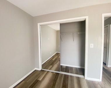 182 S Waters Edge Drive - Photo Thumbnail 8