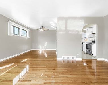 283 S Fair Avenue - Photo Thumbnail 3