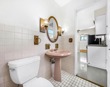 283 S Fair Avenue - Photo Thumbnail 11