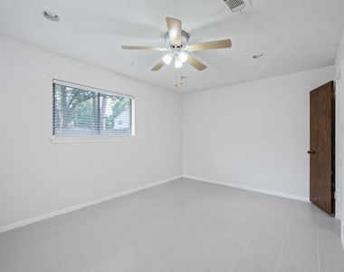 12626 New Kentucky Road - Photo Thumbnail 10