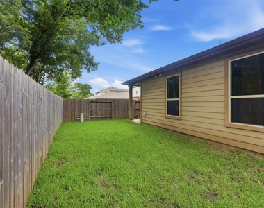 12912 Zivah Lane - Photo Thumbnail 21