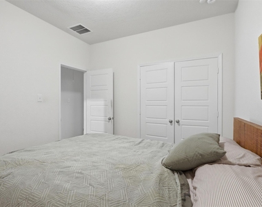 12912 Zivah Lane - Photo Thumbnail 19