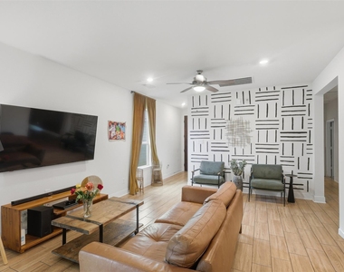 12912 Zivah Lane - Photo Thumbnail 6