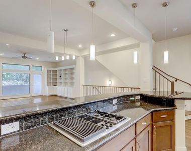 6911 Staffordshire Boulevard - Photo Thumbnail 12