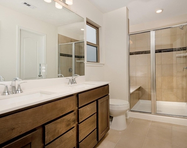 27646 Mesabe Drive - Photo Thumbnail 15