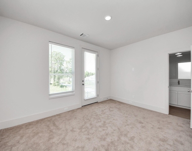 1043 Glen Avenue - Photo Thumbnail 22