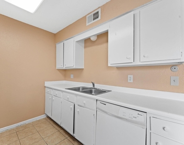 1606 Eagle Lake Road - Photo Thumbnail 3