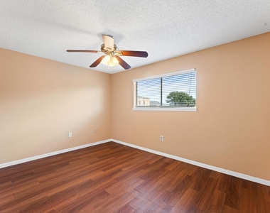 1606 Eagle Lake Road - Photo Thumbnail 2