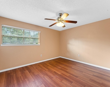 1606 Eagle Lake Road - Photo Thumbnail 5
