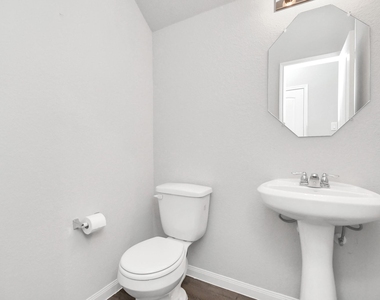 3206 Alberelli Drive - Photo Thumbnail 13