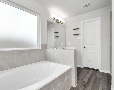 3206 Alberelli Drive - Photo Thumbnail 32