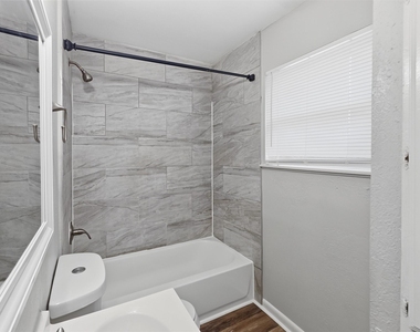 5427 Willow Glen Drive - Photo Thumbnail 13
