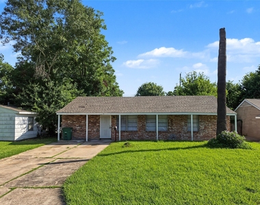 5427 Willow Glen Drive - Photo Thumbnail 17