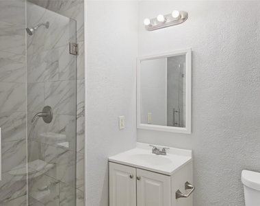 5427 Willow Glen Drive - Photo Thumbnail 15