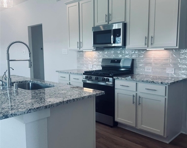 734 Falling Cave Drive - Photo Thumbnail 9